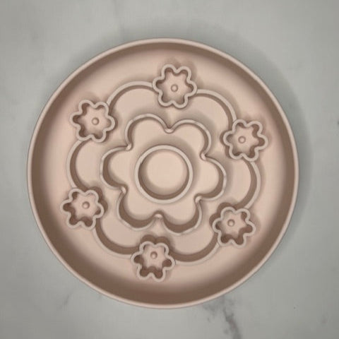 Flower Power Slow Feeder