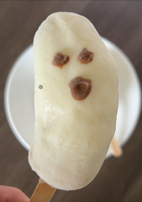 🎃 Frozen Ghost Banana Pops for Dogs (Halloween Treat)